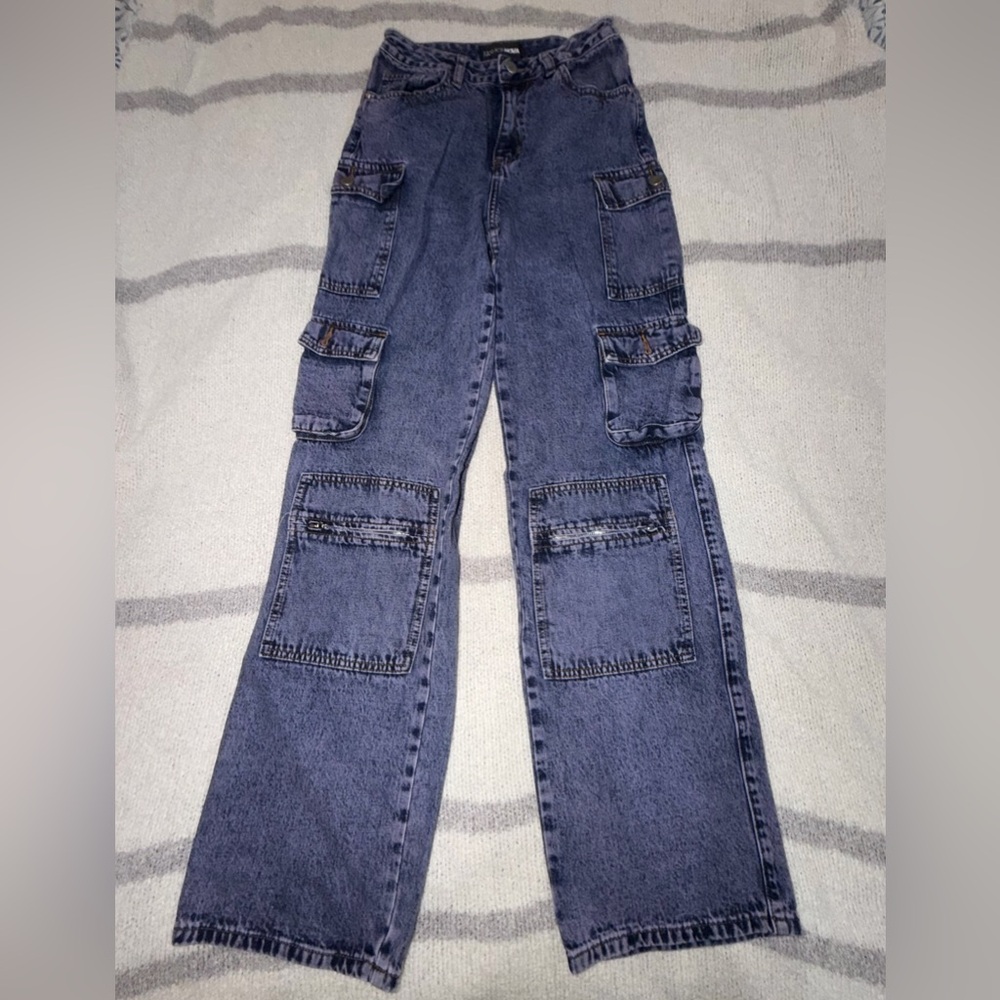 Women’s High-Rise Wide-Leg Cargo Jeans in Washed Blue